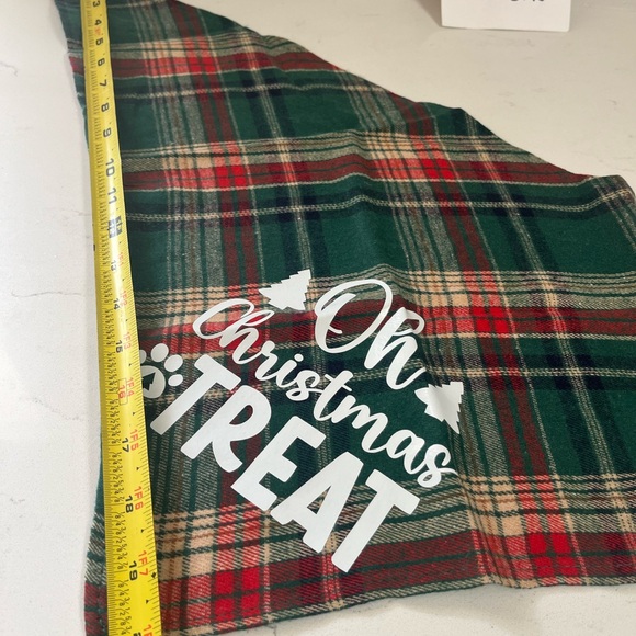 New Christmas Dog Scarf,Lg dog scarf new original packaging Santa I can Explain! - Picture 3 of 7